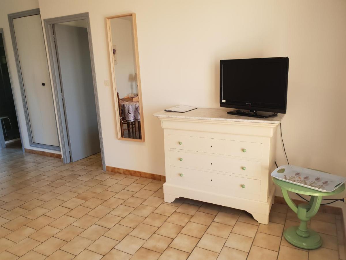 Residence Lou Cigaloun - Ana Location Gréoux-les-Bains Exteriér fotografie